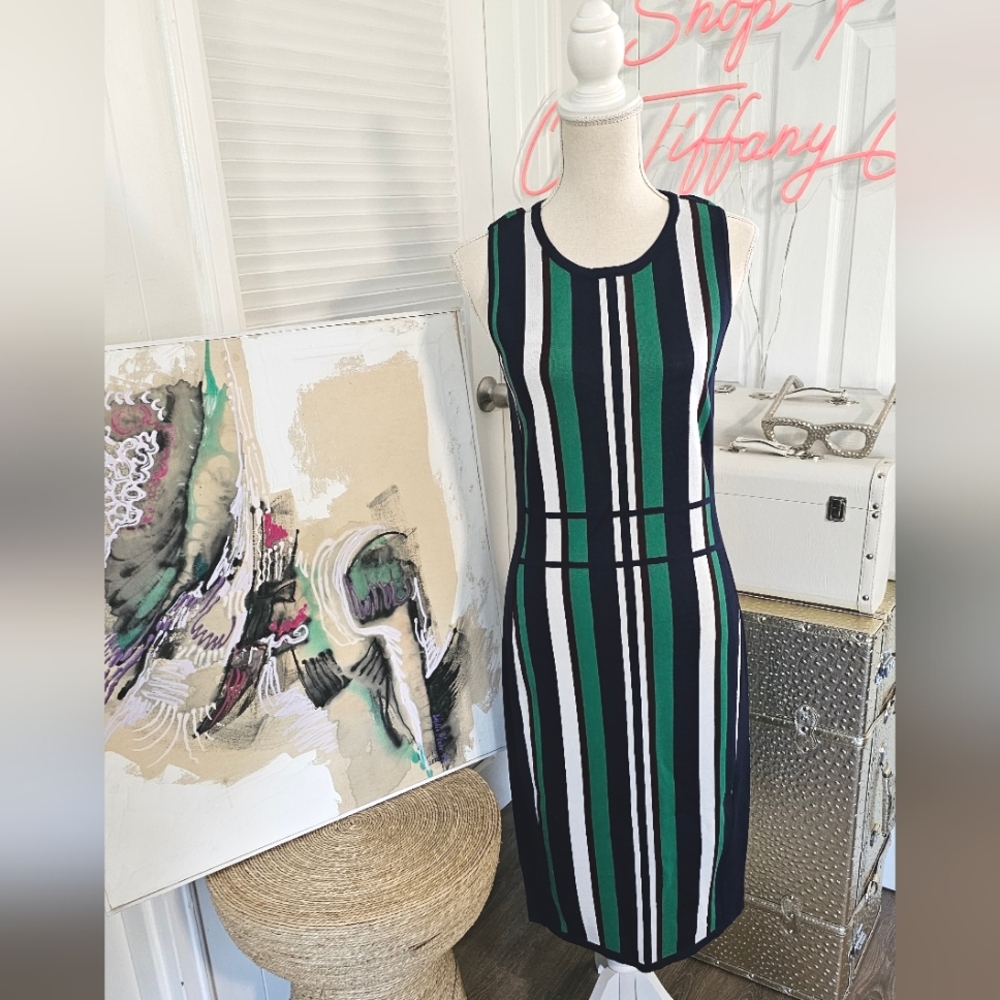 STUNNIG STRIPED PENCIL DRESS💚